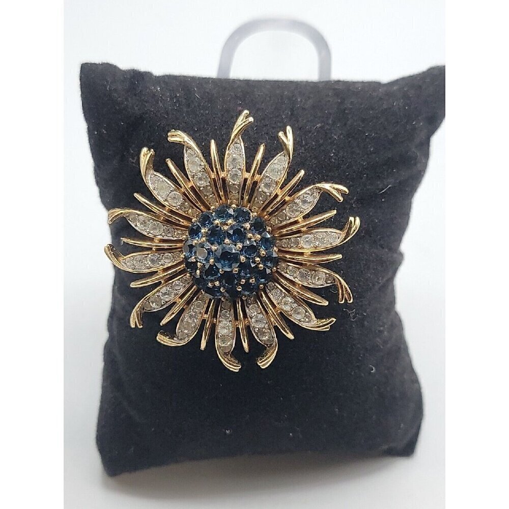 Crown Trifari Alfred Philippe Brooch Invisible Set Blue Sunburst RARE BROOCH - Picture 13 of 16